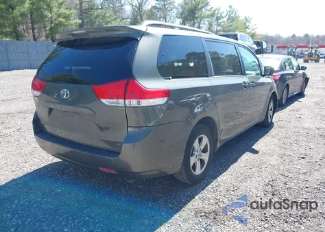 2012 Toyota Sienna Le V6 8 Passenger from USA, damaged, VIN 5TDKK3DC4CS181842